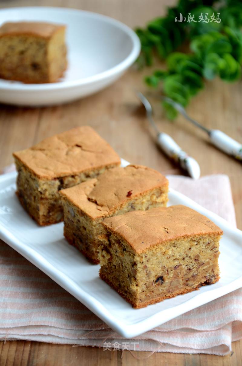 Walnut Red Date Cake recipe