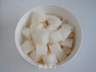 A Nutritious Appetizer in Winter-beef Stew with Radish recipe