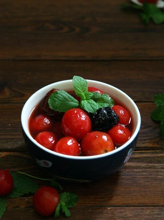 Sour Plum Tomato Fruit