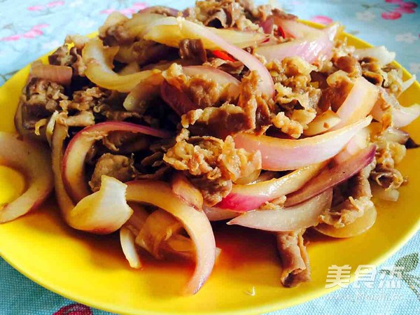 Fried Beef with Onion recipe