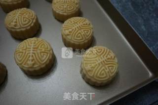 #新良first Baking Competition#cantonese-style Coconut Paste Mooncakes recipe