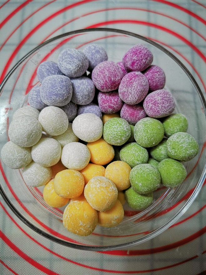 Glutinous Rice Balls (color) recipe