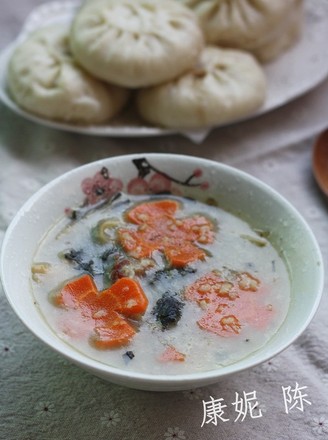 Dried Vegetables and Salted Pork Bone Congee recipe