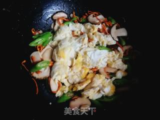 Scrambled Eggs with Matsutake recipe