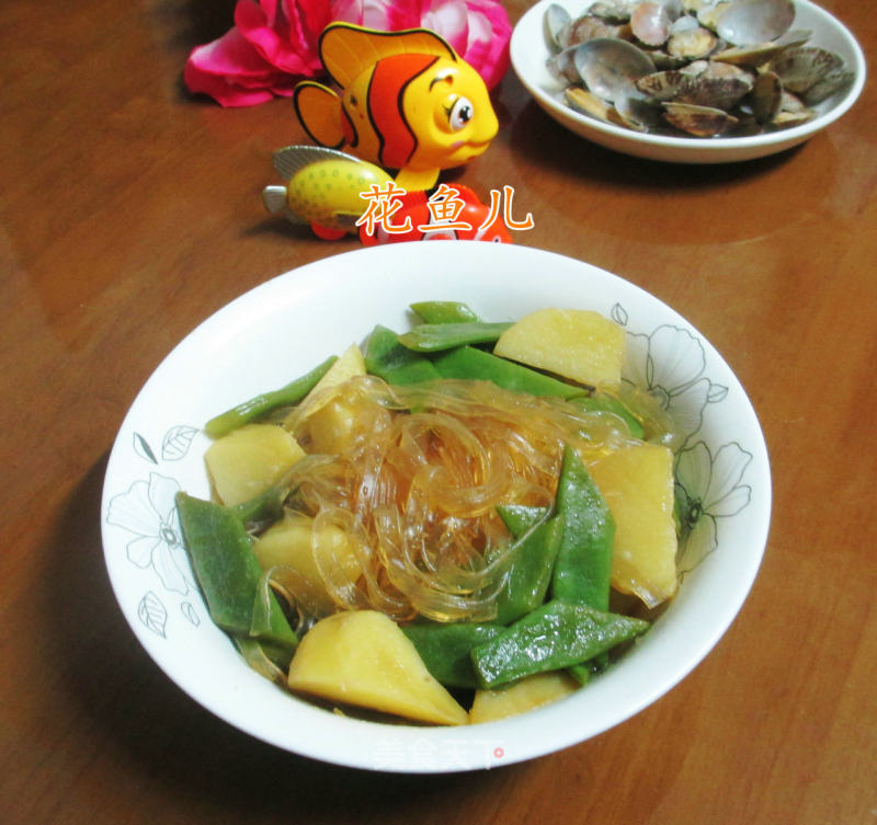 Carob and Potato Wide Noodles recipe