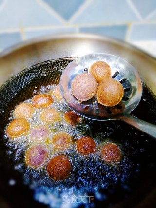 Fried Purple Sweet Potato Meatballs recipe