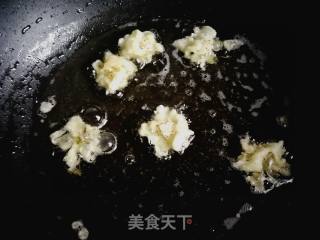 Fried Pear Blossom recipe