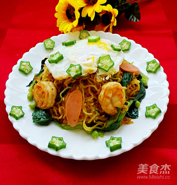 Spicy Fried Shrimp and Fish Pan Noodle recipe