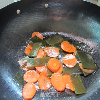 Carrot Braised Kelp recipe