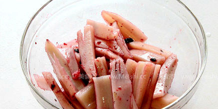 Blueberry Crispy Lotus Root recipe