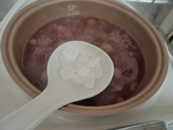 Red Bean Longan White Fungus Soup recipe