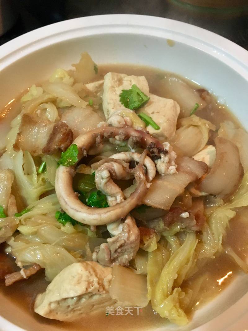 Stewed Tofu with Bone Marrow, Pork and Cabbage recipe