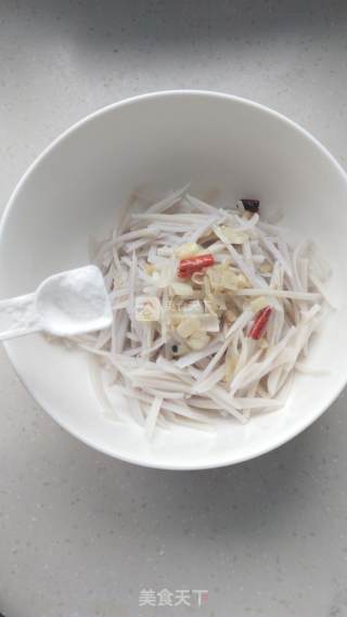 Soup with Lotus Root Silk recipe