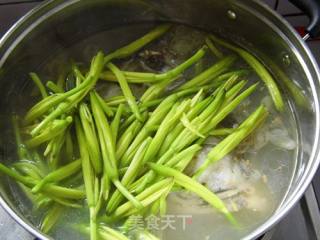 Fresh Yellow Croaker Head Soup recipe