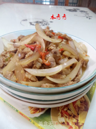 Stir-fried Shredded Pork with Onion recipe