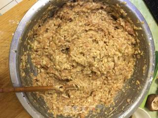 #trust之美# Braised Big Meatballs (sixi Meatballs) Lion Head recipe