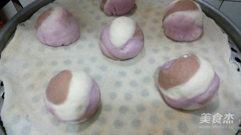 Three-color Bean Paste Buns recipe