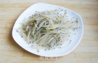 Excellent Home-cooked Side Dish-small Whitebait with Black Soy Pepper recipe