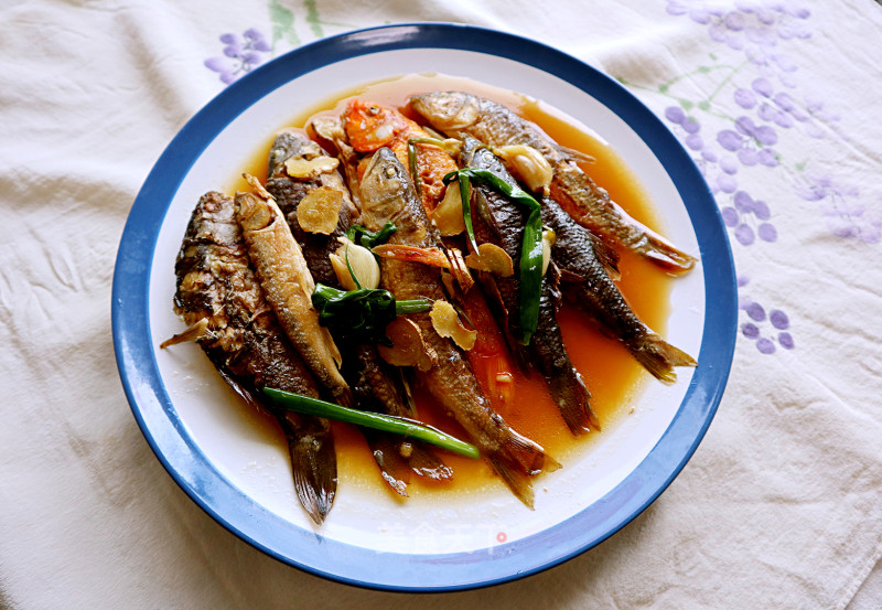 Braised Brook Fish Platter recipe