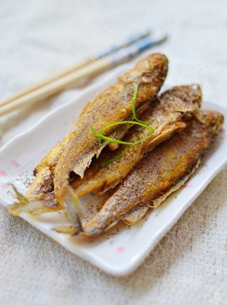 Salt and Pepper Small Yellow Croaker recipe