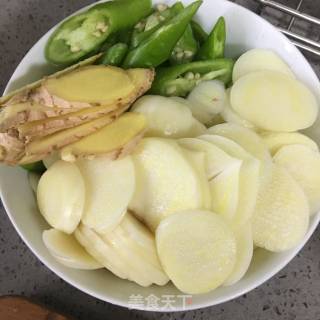 Stir-fried Eel with Garlic recipe