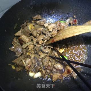 Fried Pork with Sweet Potato Chips recipe