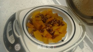 Steamed Pumpkin and Red Dates recipe