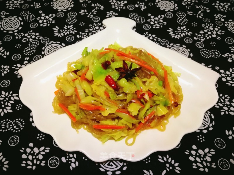 Stir-fried Noodles with Cabbage recipe