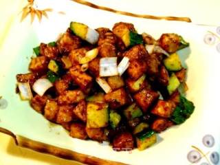 Private Beijing-style Stir-fry "three Ding Sauce" recipe