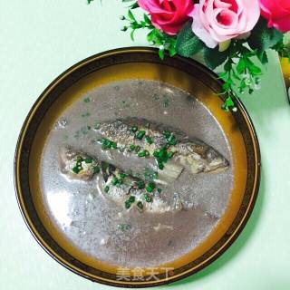 Black Soy Milk and Yellow Tail Fish Soup recipe