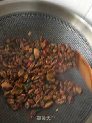 Dry Stir-fried Silkworm Pupa recipe