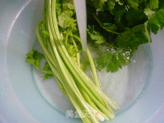 Stir-fried Pork Tongue with Celery recipe