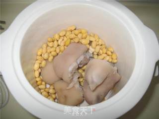 Soy Trotter Soup recipe