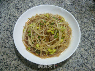 Stir-fried Soy Sprouts with Scallion and Minced Pork recipe