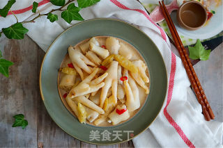 Pickled Pepper Chicken Feet recipe