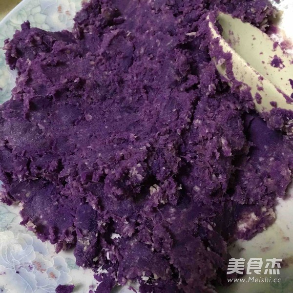 Pumpkin Bread (purple Potato and Coconut Filling) recipe