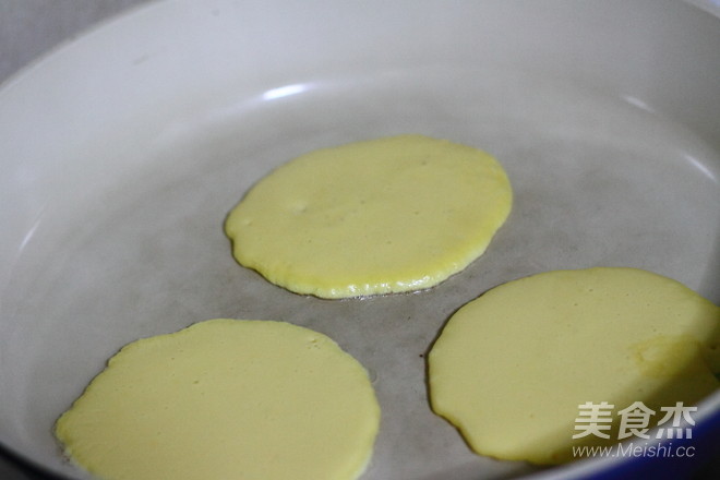 Fluffy Sweet Breakfast Omelette recipe