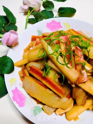 Konjac Tofu Stir-fried Pickled Radish recipe