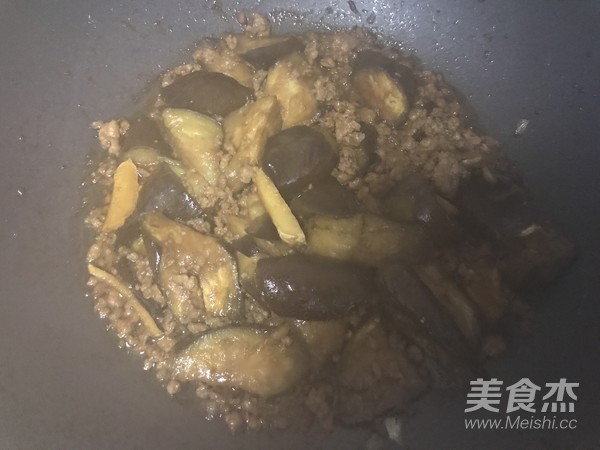 Eggplant with Minced Meat-a Good Place for Leftover Meat recipe