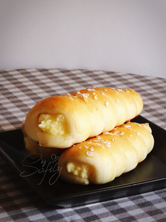 Cheese Horn Bread