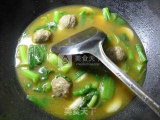 Beef Tendon Balls and Vegetable Core Rice Cake Soup recipe