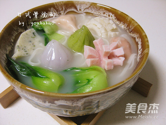 Japanese Style Bone Noodle Soup recipe