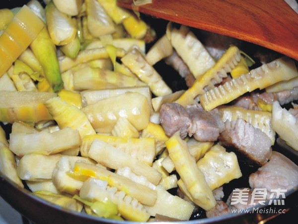 Roast Pork with Bamboo Shoots recipe