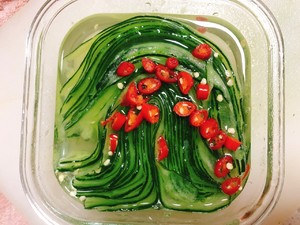 Summer Refreshing Dish "sprite Cucumber" recipe