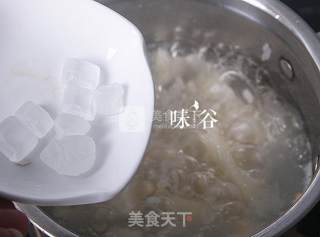 Cough Chuanbei Snow Pear Porridge recipe