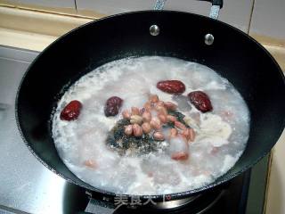 Summer Tonic "peanut Fish Head Soup" recipe