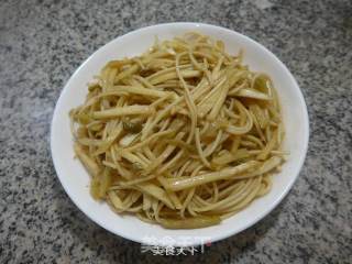 Fried Noodles with Mustard and Rice Noodles recipe