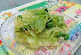 Cold Cabbage and Black Bean Sprouts