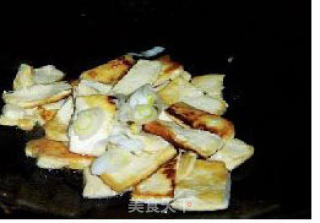 Stir-fried Chives with Tofu recipe