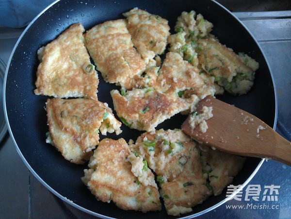 Scallion Bun Omelette recipe